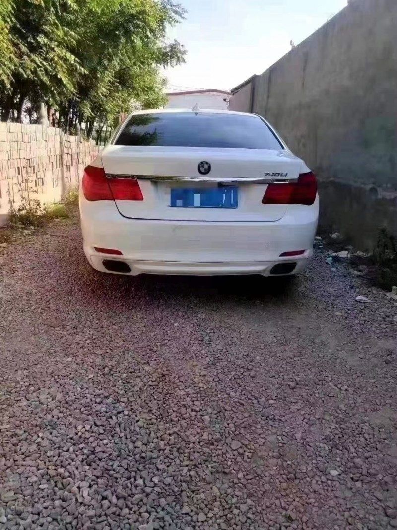 保定11年宝马7系3