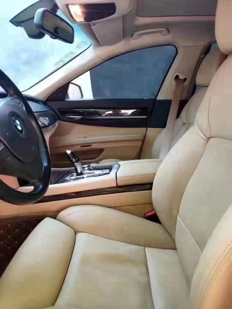 保定11年宝马7系5