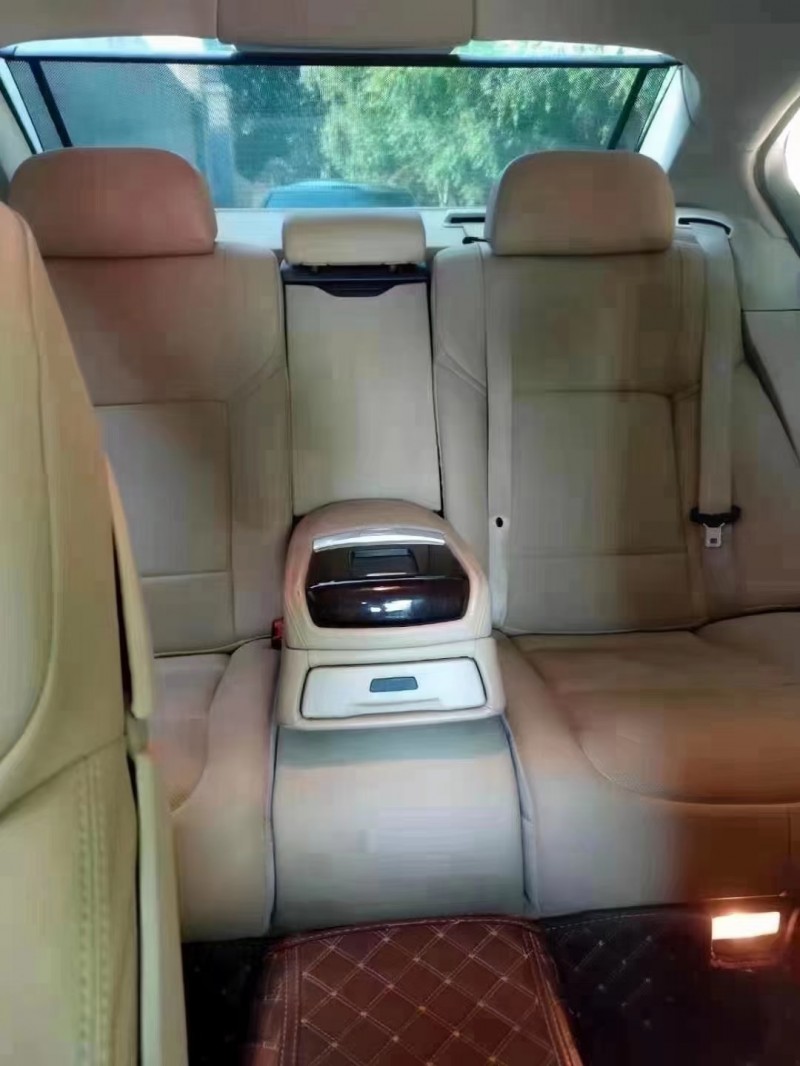 保定11年宝马7系9