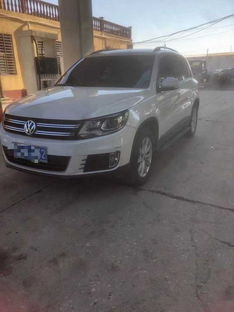 保定16年大众途观2