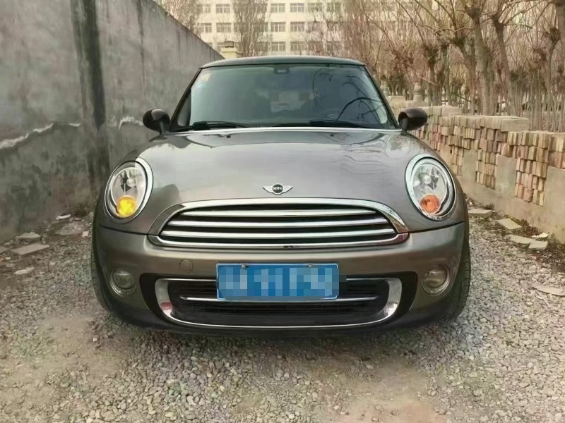 保定12年寶馬MINI1