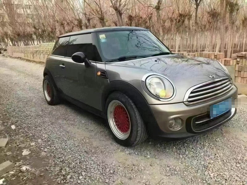 保定12年寶馬MINI2