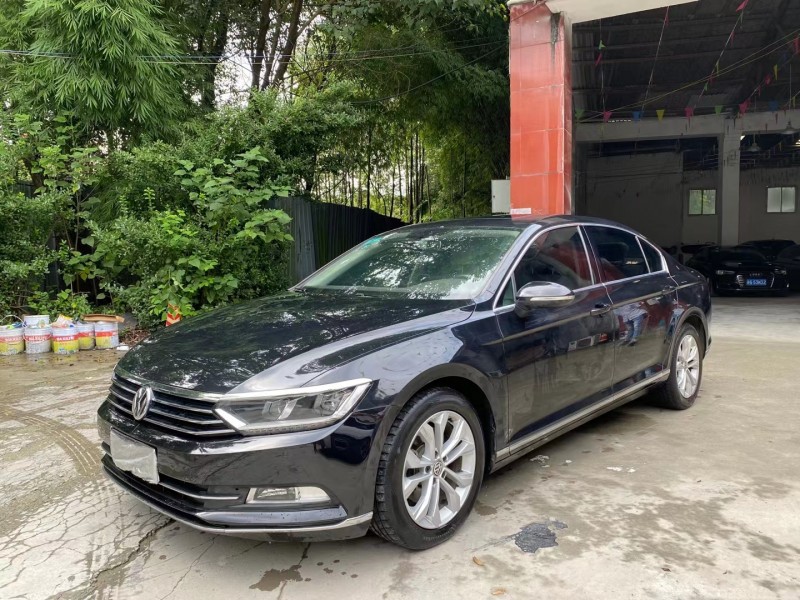 成都17年大众迈腾2