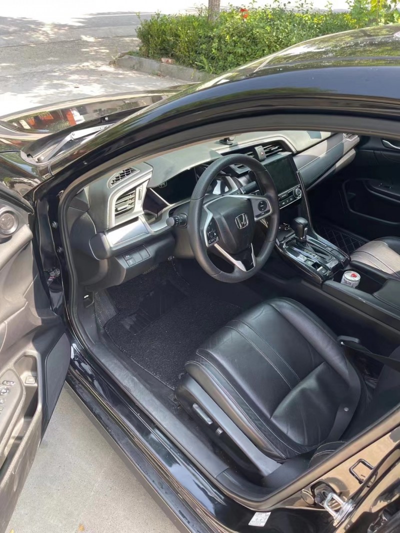 潍坊16年本田思域6