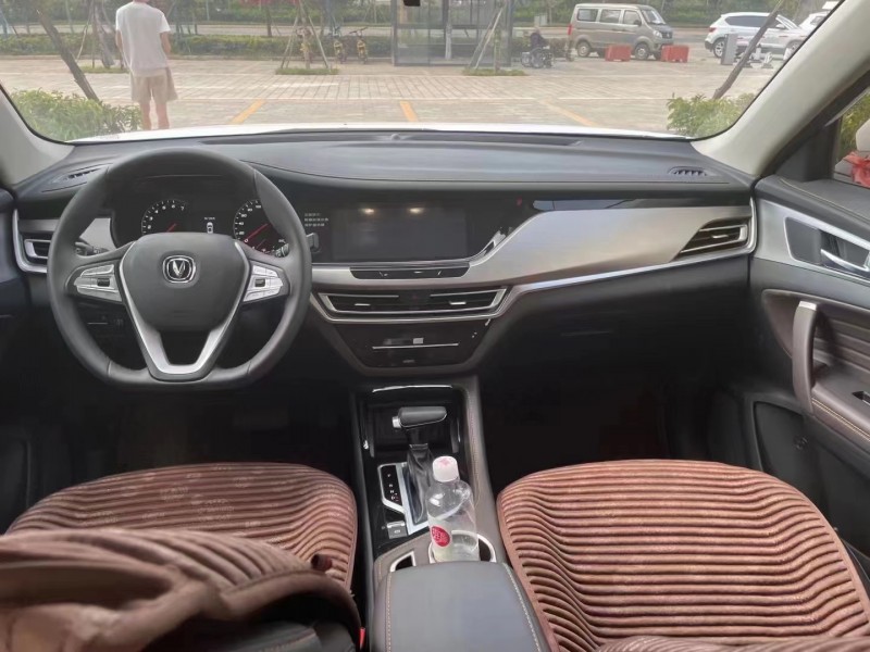 臨滄20年長安汽車CS355