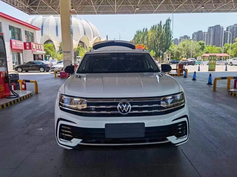 保定21年大众途昂1