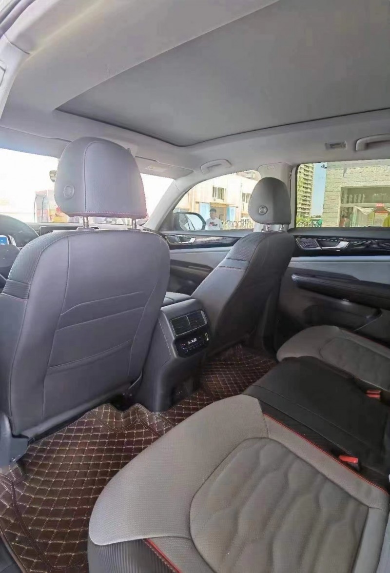 保定21年大众途昂6