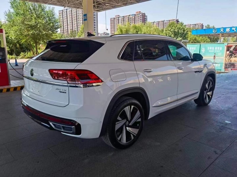 保定21年大众途昂7