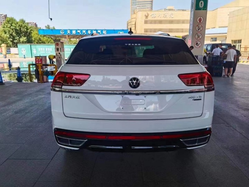 保定21年大众途昂9