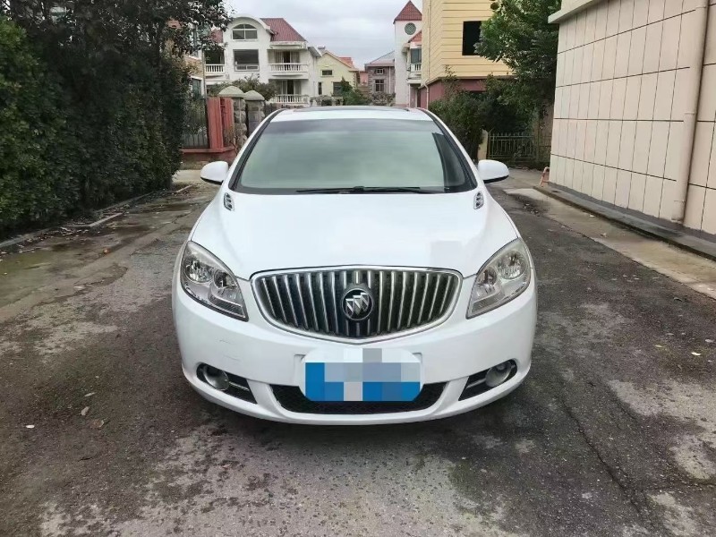 青岛14年别克英朗2