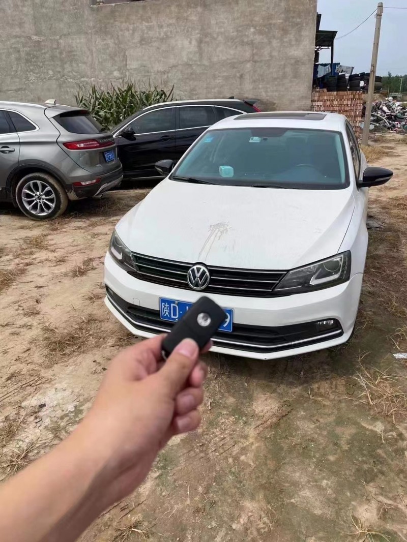 保定17年大众速腾1