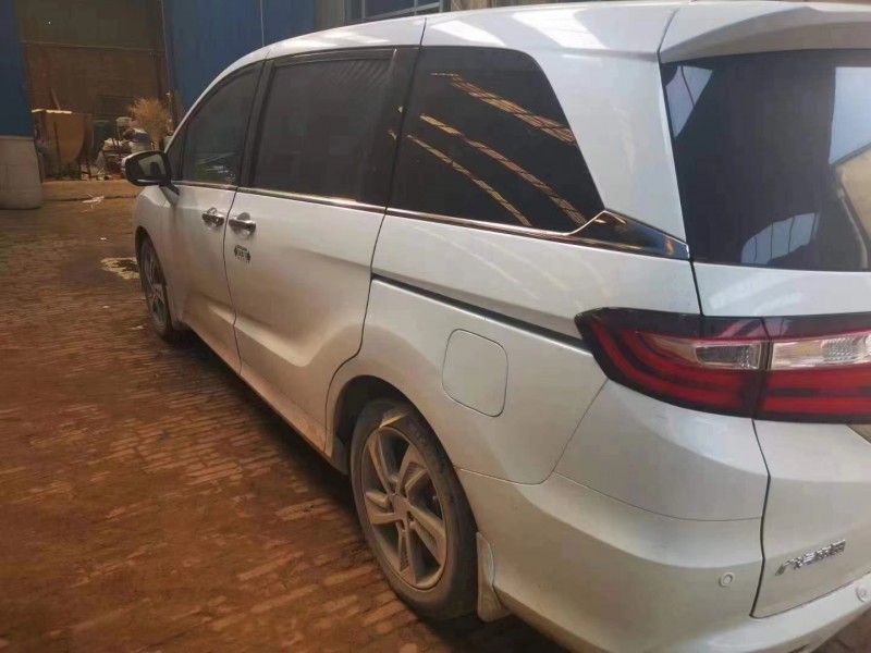 邢台17年本田奥德赛4