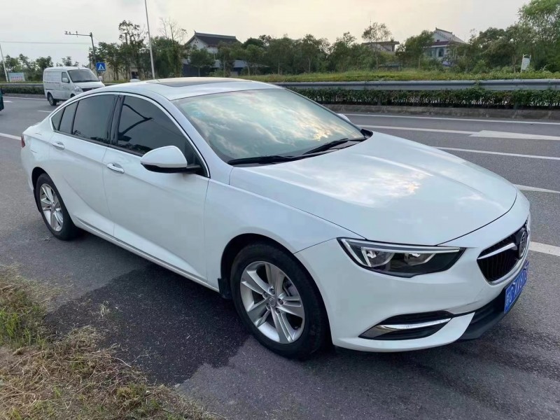 徐州18年别克君威2