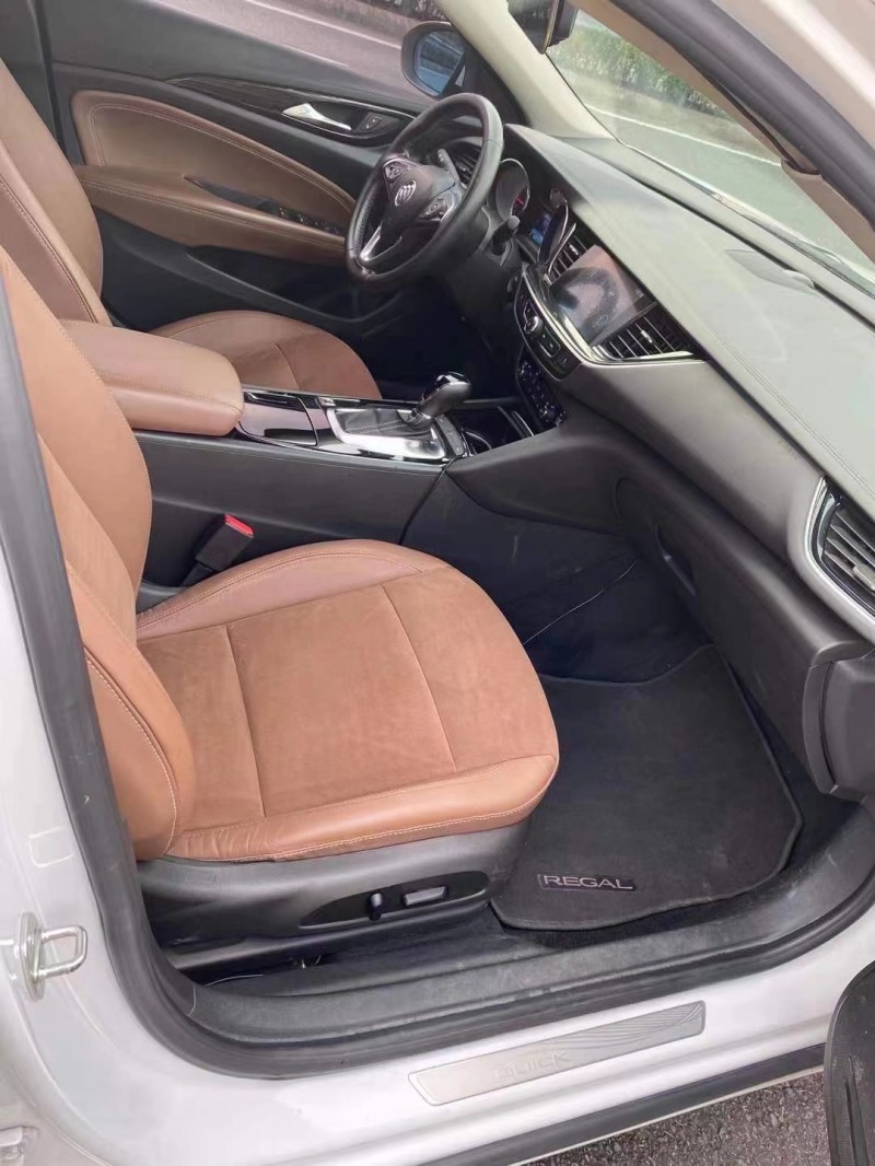 徐州18年别克君威8