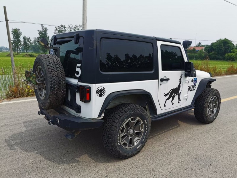 徐州14年Jeep牧馬人8