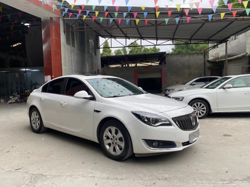 成都16年别克君威1