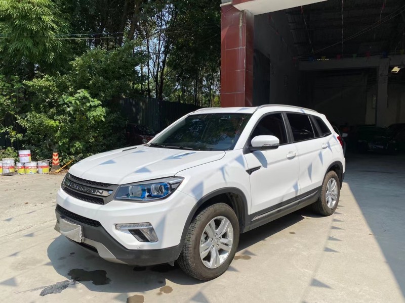 成都20年长安汽车CS753