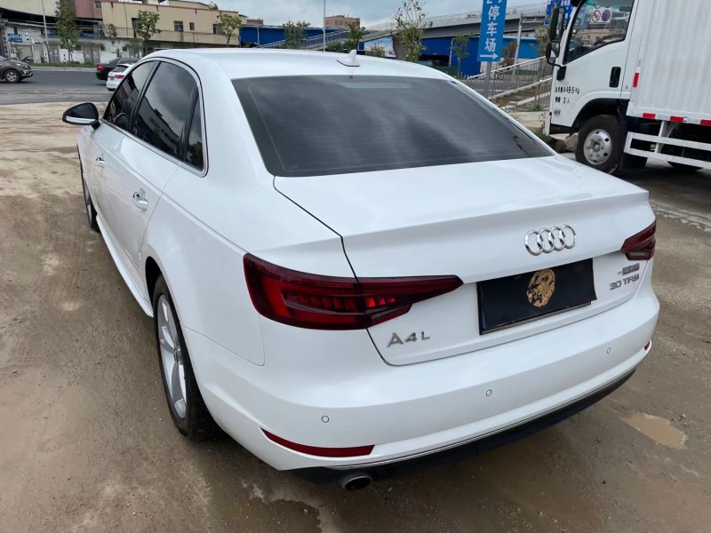 广州18年奥迪A4L7