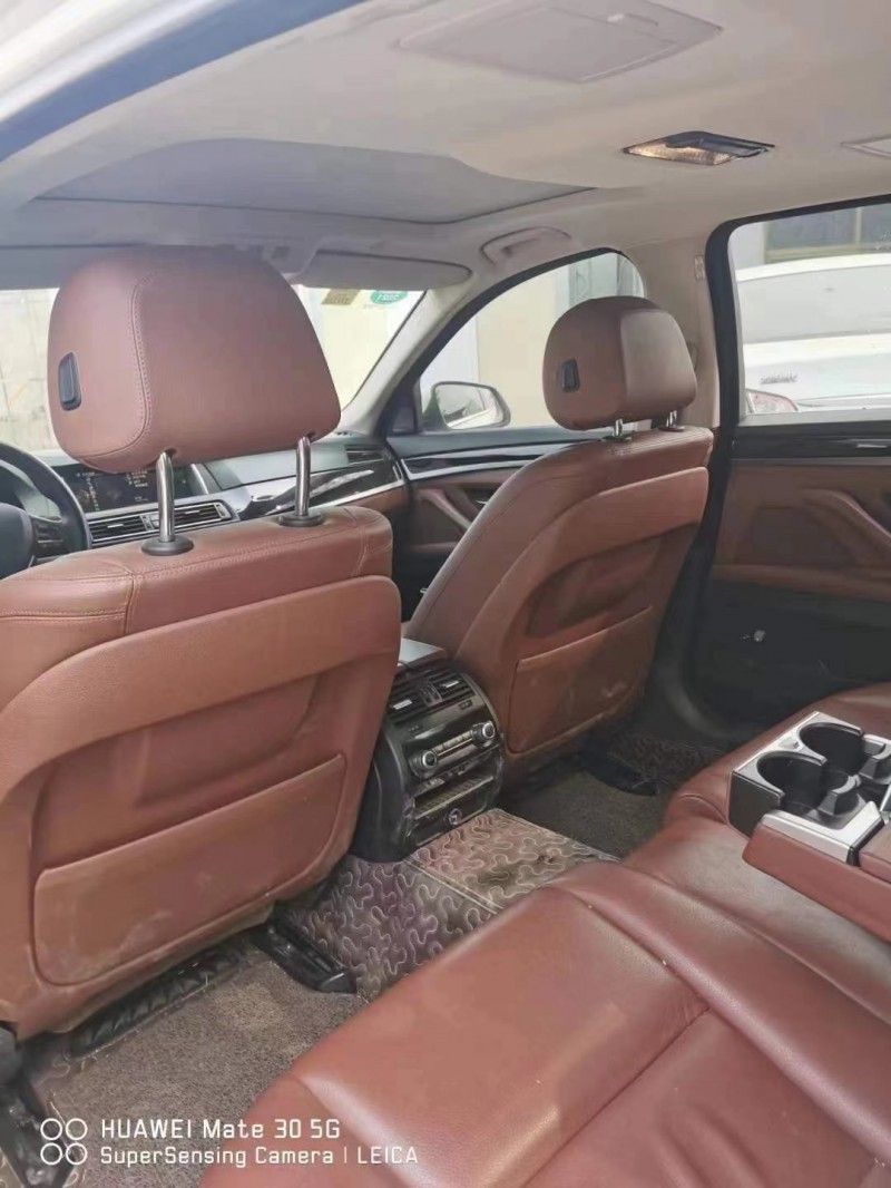 保定16年宝马5系8