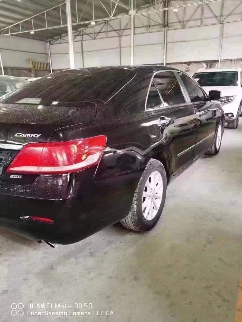 保定13年丰田凯美瑞3