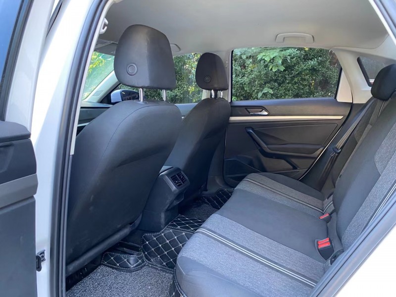 成都19年大众朗逸6