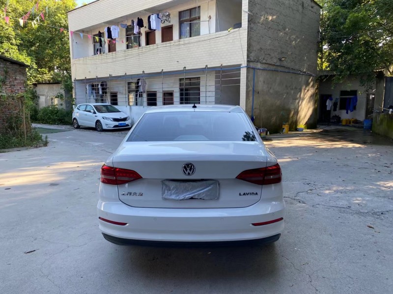 成都19年大众朗逸1