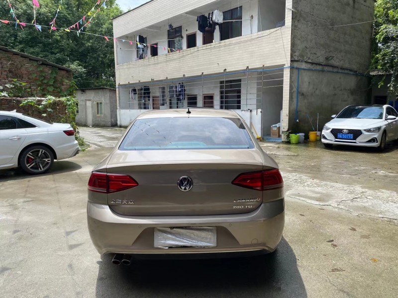 成都16年大众凌渡8