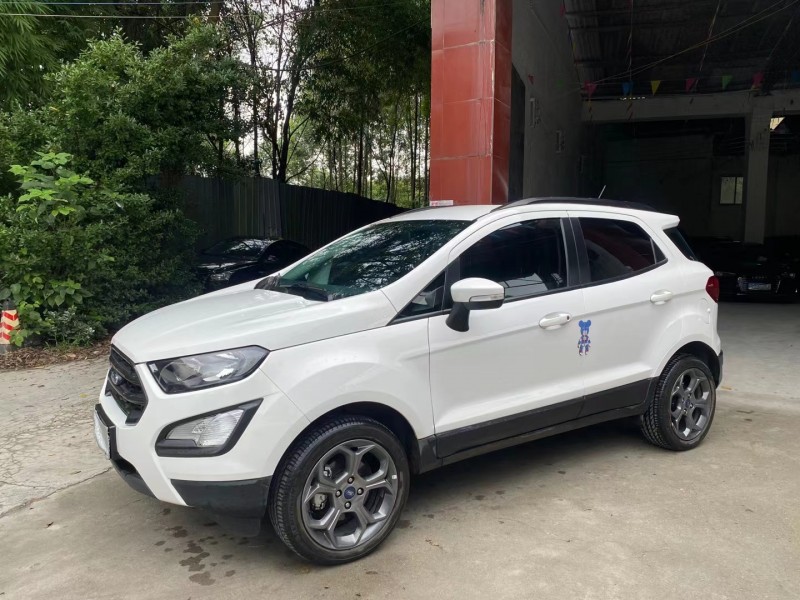 成都20年福特翼搏2