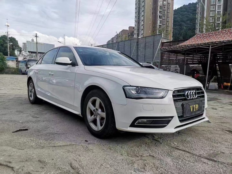 貴陽14年奧迪A4L2