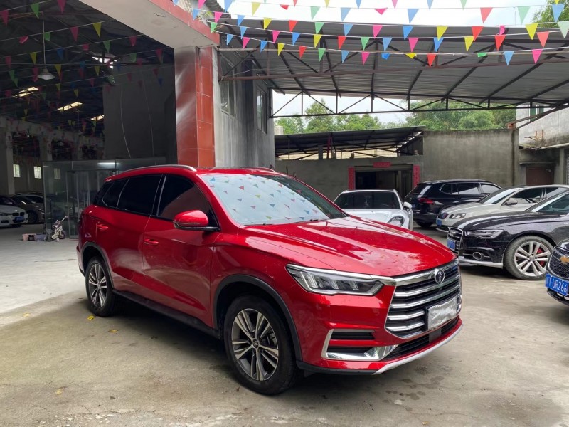 成都20年比亚迪宋2