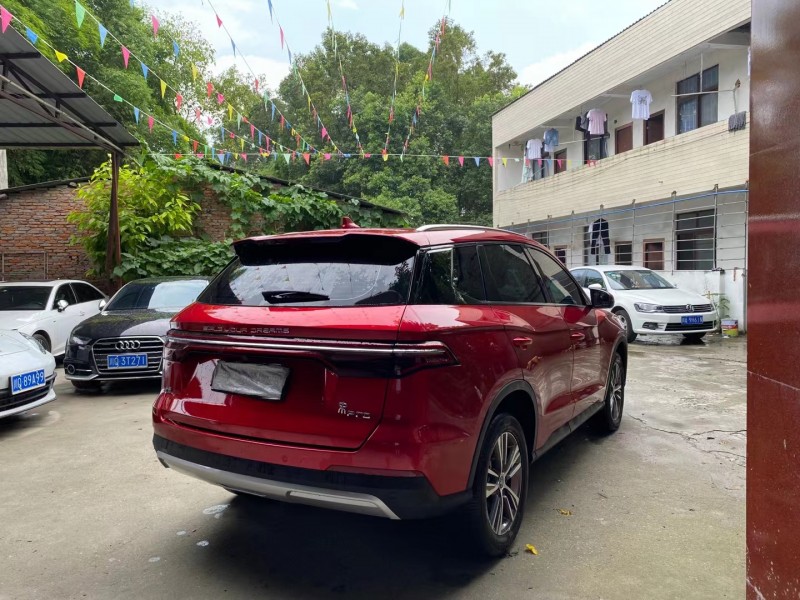 成都20年比亚迪宋7