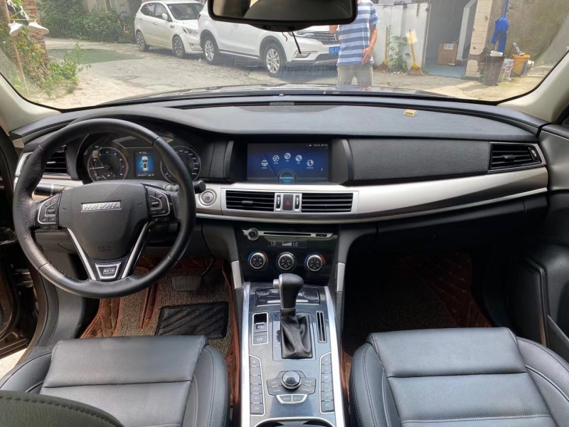 成都17年哈弗H75