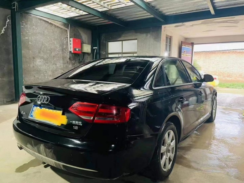 潍坊11年奥迪A4L7