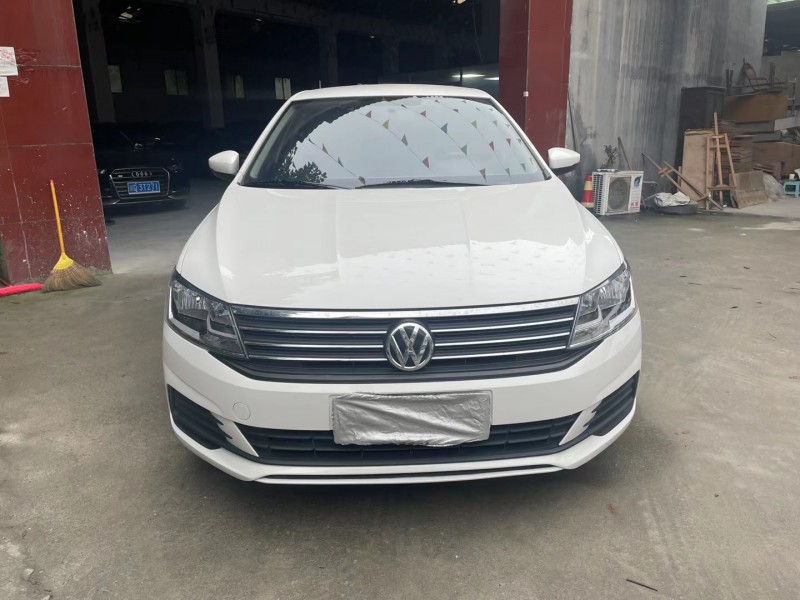 成都20年大众朗逸1