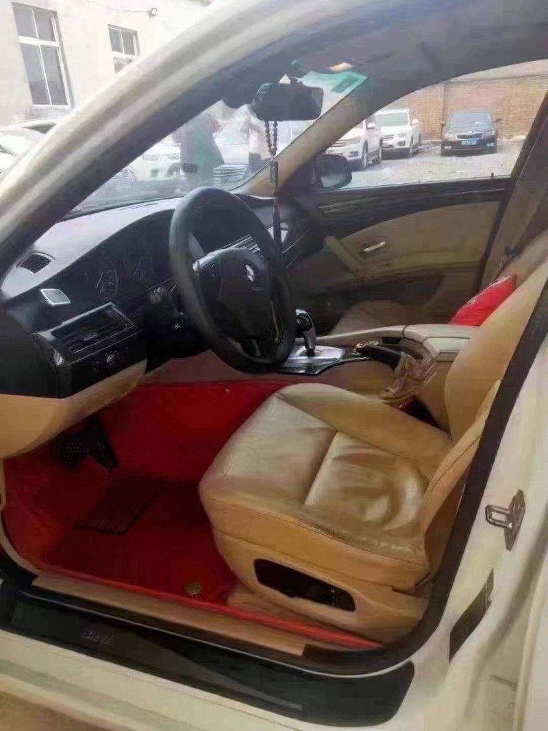 保定09年宝马5系7