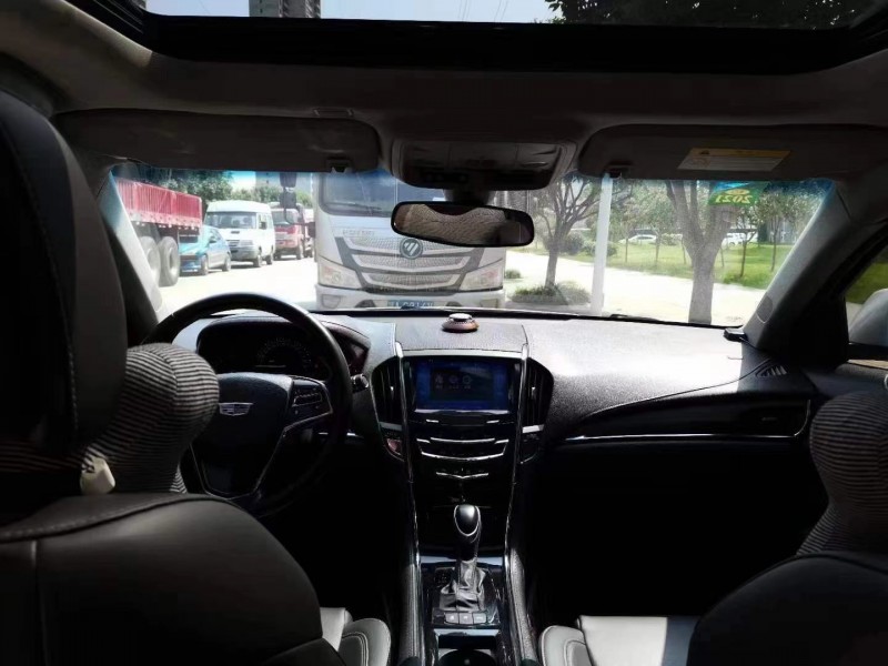 武汉17年凯迪拉克ATS4