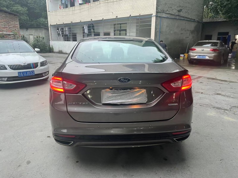 成都14年福特蒙迪欧8