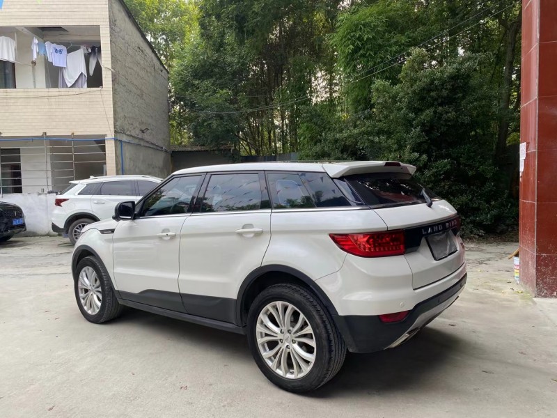 成都16年陆风X78