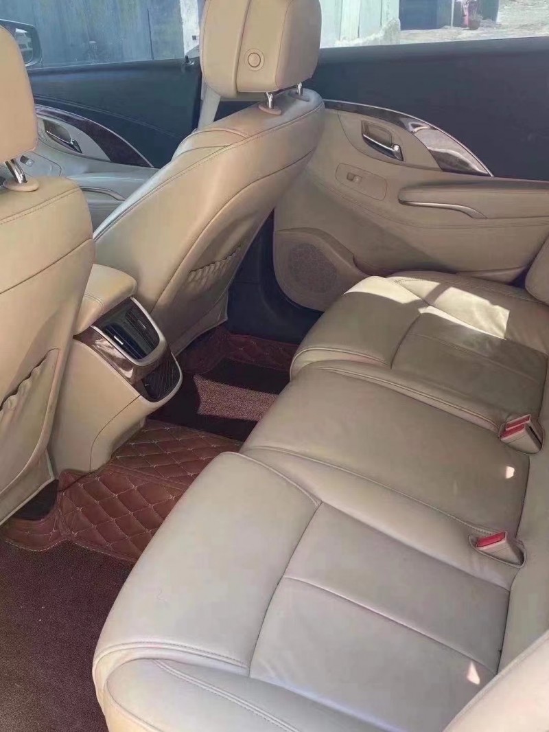 潍坊15年别克君越5