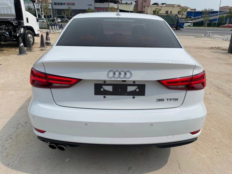 广州18年奥迪A38