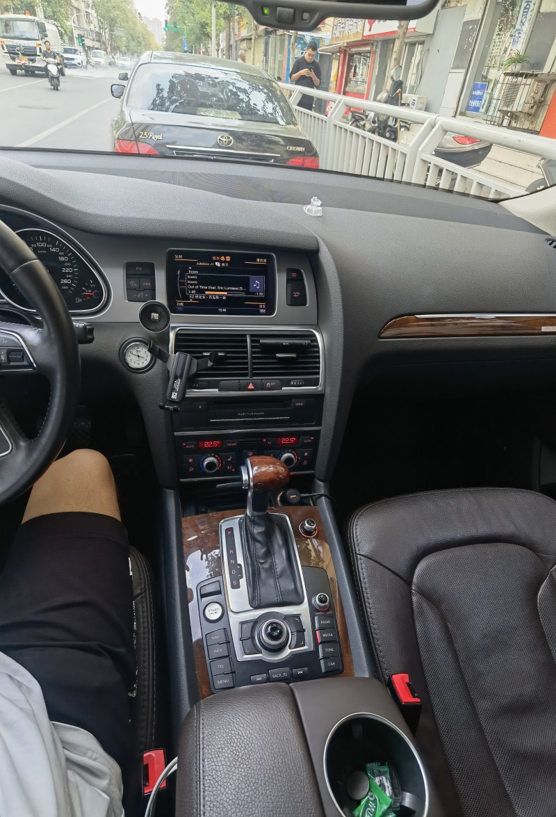 郑州12年奥迪Q72