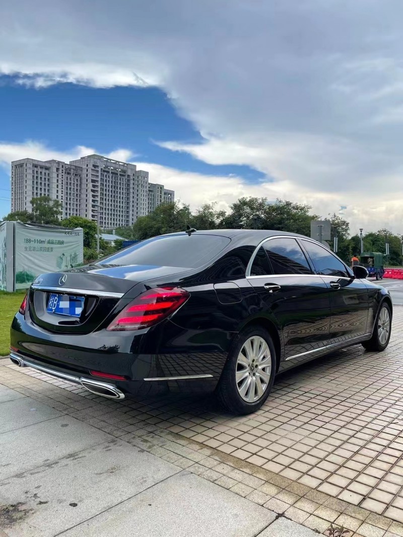 广州18年奔驰S9