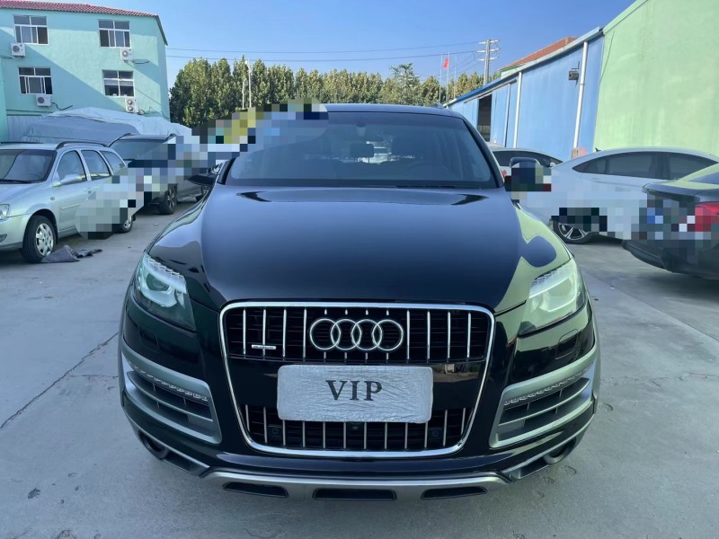 青岛13年奥迪Q71