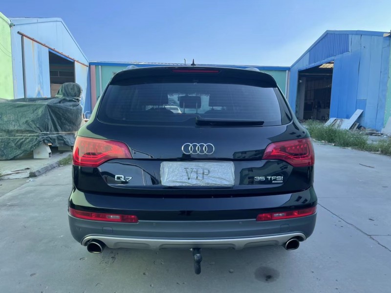 青岛13年奥迪Q79