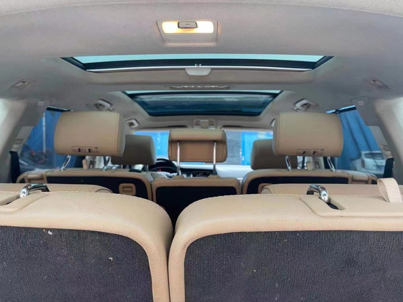 青岛12年奥迪Q77