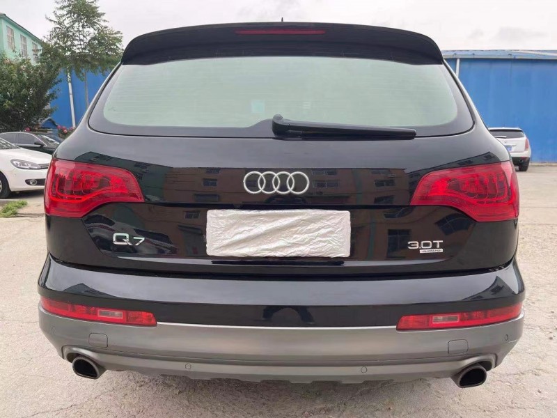 青岛12年奥迪Q79