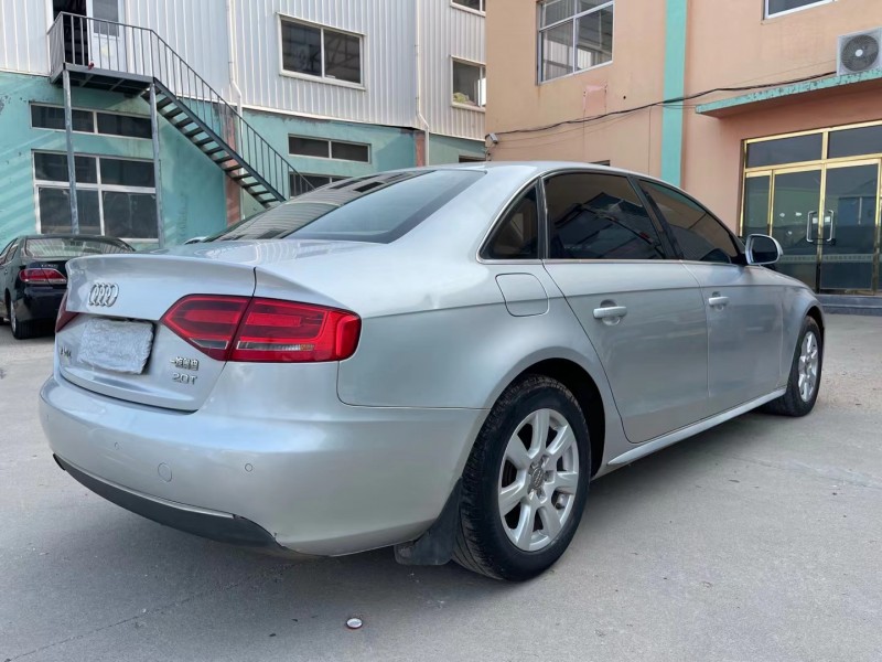 青岛10年奥迪A4L8