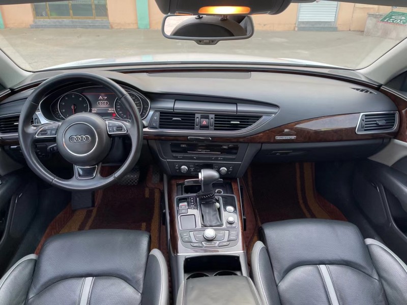 青岛14年奥迪A75