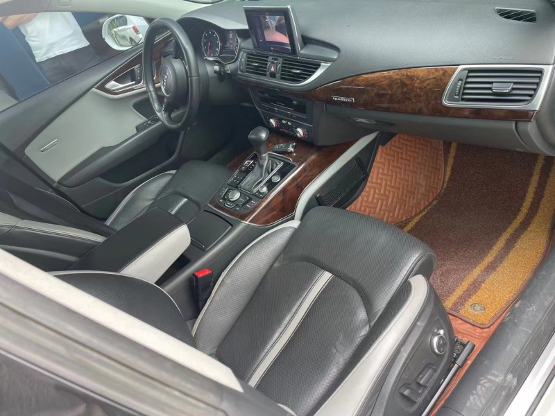 青岛14年奥迪A77