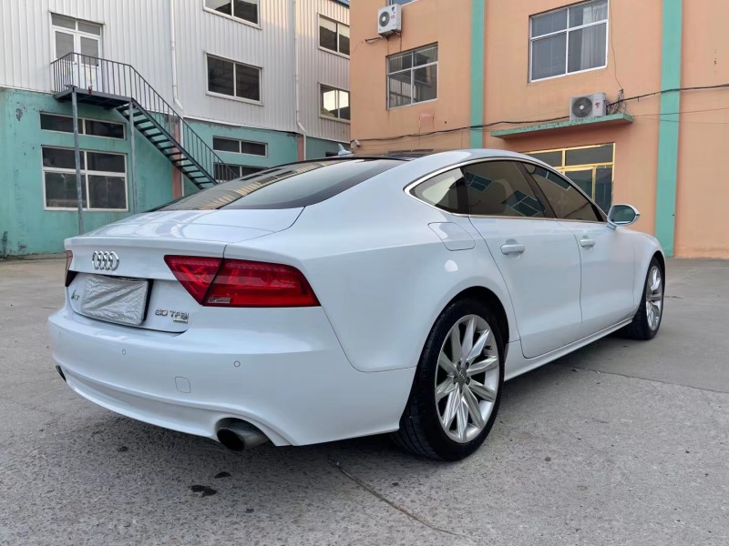 青岛14年奥迪A78